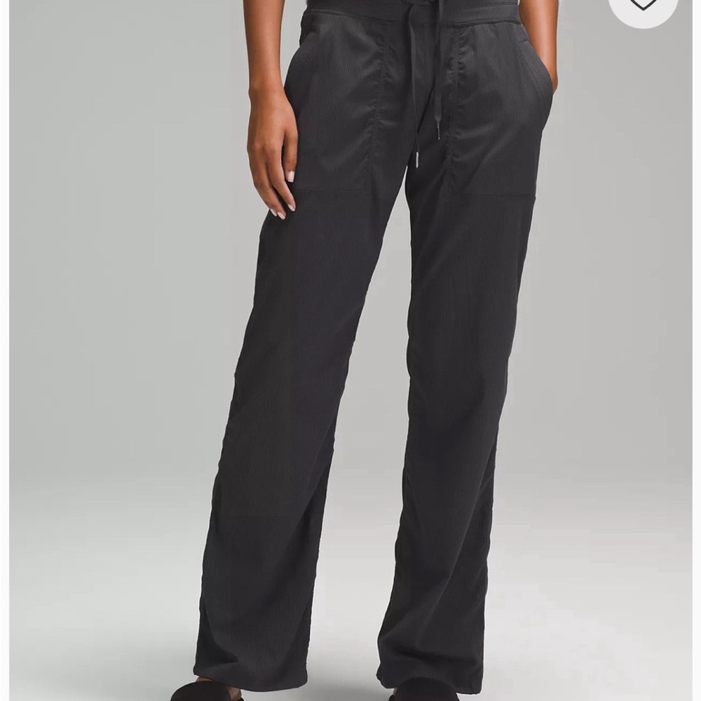 Lululemon NWT Dance Studio Mid-Rise Pant Regular Size 6, color: Graphite Grey